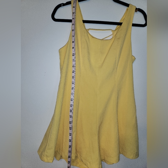 Lulu's lace up romper - Picture 10 of 10